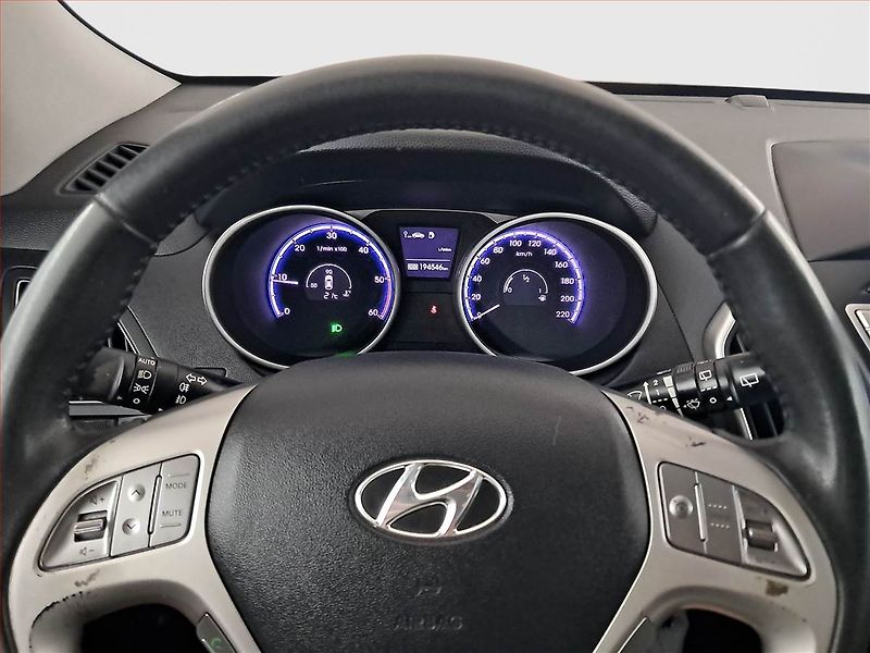Hyundai ix35 (2013) 1.7 CRDi, Tempomat - fotka 21 z 22