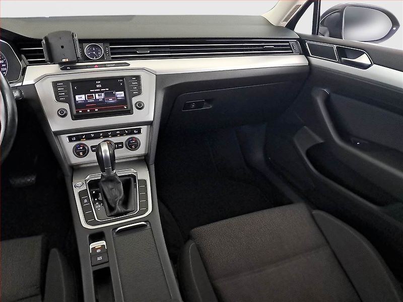 Volkswagen Passat (2015) Comfortline 2.0 TDI, Automat - fotka 8 z 18