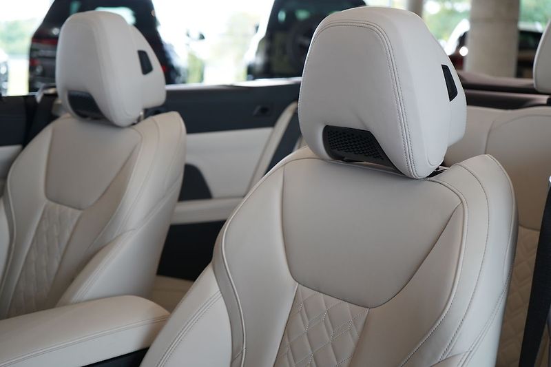 BMW Řada 4 M440i xDrive Cabrio, Merino - fotka 17 z 38