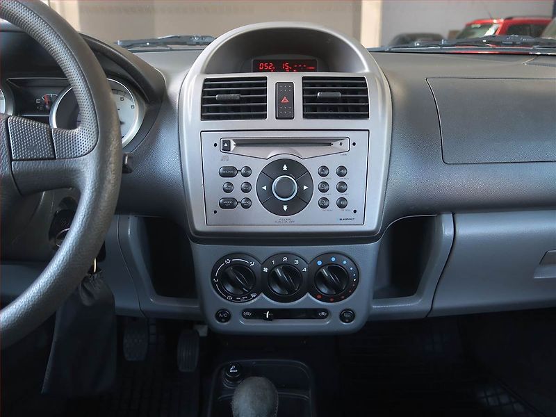 Suzuki Ignis (2005) 1.3, nová STK, levný provoz - fotka 12 z 15