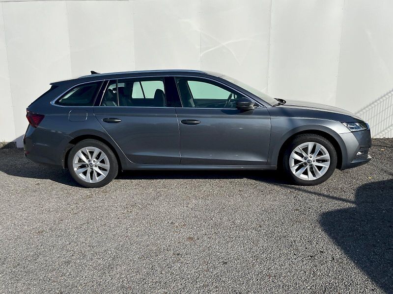 Škoda Octavia (2022) 1.5 TSI 110kW Style Combi - fotka 23 z 24