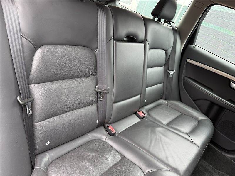 Volvo V70 2.0 D4 Momentum - fotka 20 z 23