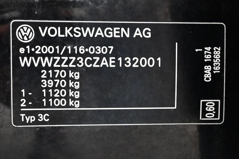 Volkswagen Passat 2,0 103kW NOVÁ STK 4/28 - fotka 12 z 29