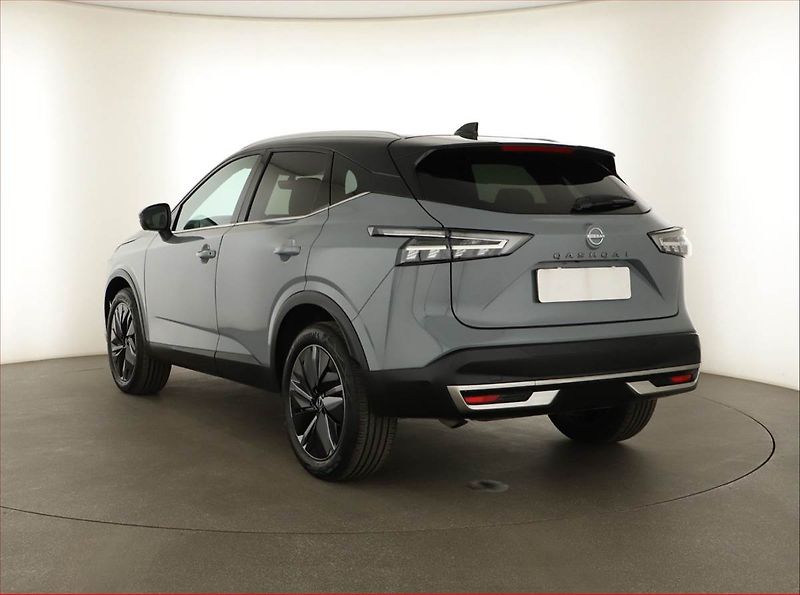 Nissan Qashqai (2026) 1.3 DIG-T MHEV, Tekna, Navigac - fotka 4 z 18