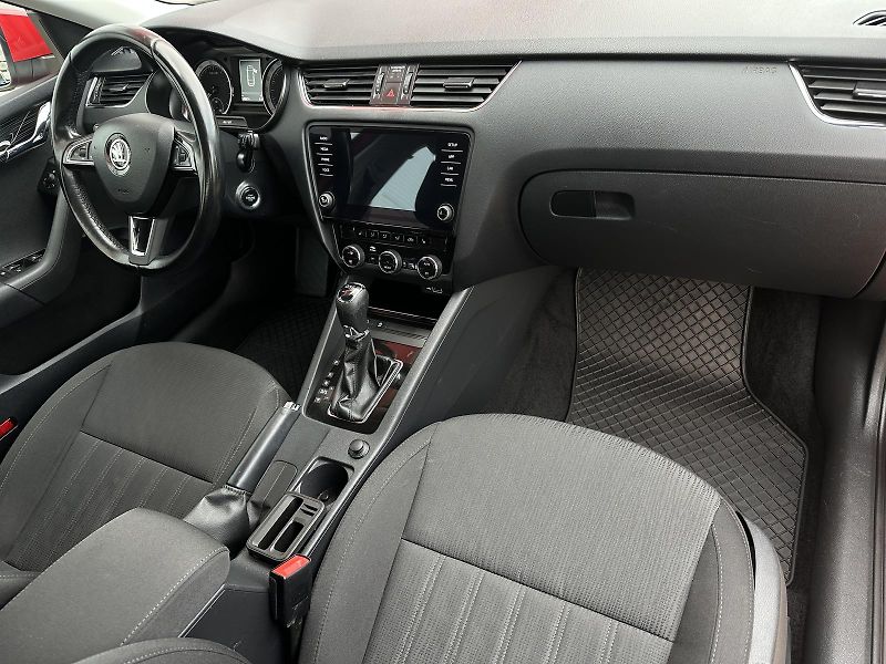 Škoda Octavia Combi 1.0TSi DSG Smartlink 2Z. - fotka 35 z 38