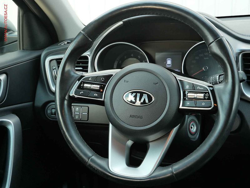 Kia Ceed (2021) 1.5 T-GDi, 1.maj,ČR, Spin - fotka 11 z 23