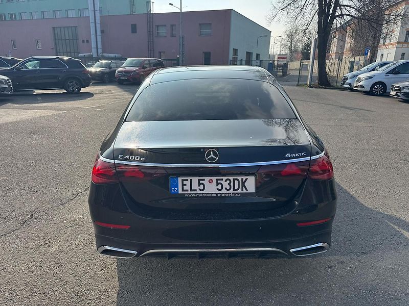 Mercedes-Benz Třídy E E 400 e 4MATIC PHEV demo - fotka 6 z 26
