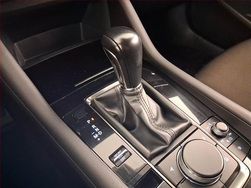 Mazda 3 (2021) 2.0 e-Skyactiv X - fotka 13 z 23