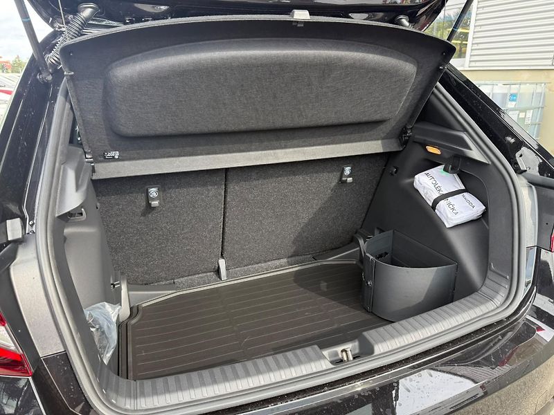 Škoda Fabia Monte Carlo 1,5 TSI 110 kW DSG - fotka 22 z 22