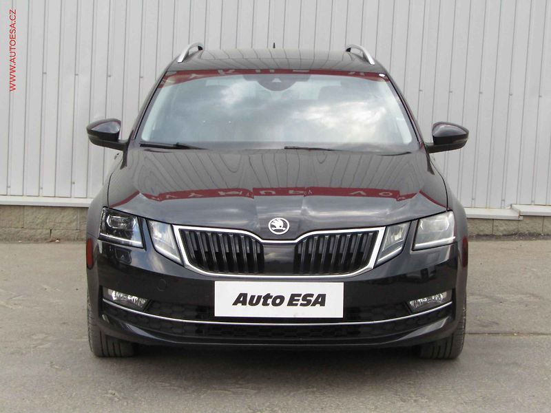Škoda Octavia (2017) 1.6TDi, Style, DSG - fotka 2 z 25