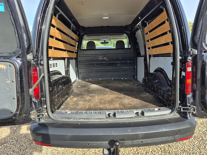 Volkswagen Caddy (2018) 2.0Tdi Maxi po rozvodech - fotka 20 z 24