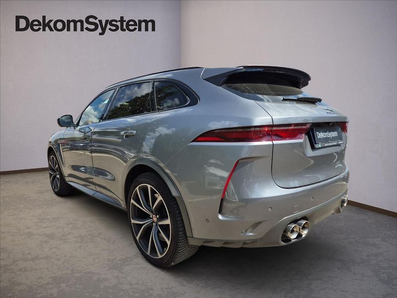 Jaguar F-Pace 5,0 V8 AWD SVR 405 kW - fotka 4 z 20