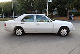 Mercedes-Benz 124 W124 320 E Sedan (1993) - náhled 12
