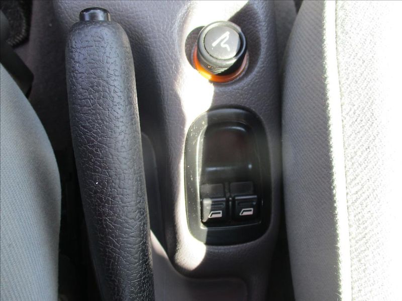 Peugeot 206 1,4 HDi, klimatizace, - fotka 16 z 20