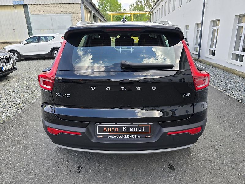 Volvo XC40 - fotka 6 z 36
