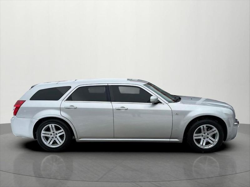 Chrysler 300C 3,0 160 KW SRT PACK - fotka 8 z 33