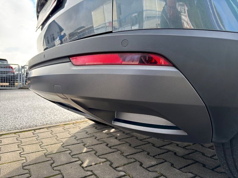 Škoda Karoq (2018) STYLE TSI 1.5/110KW 6MP - fotka 12 z 34