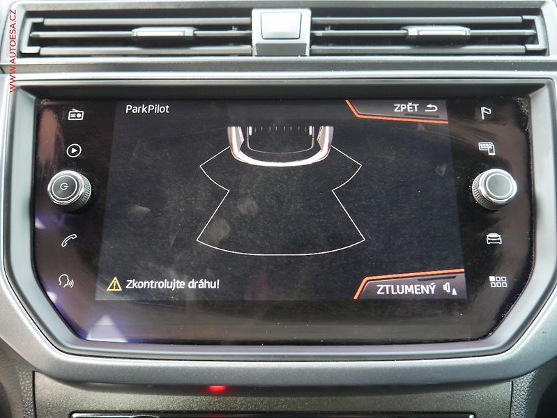 Seat Arona (2019) 1.0 TSi, Xcellence, navi - fotka 12 z 19