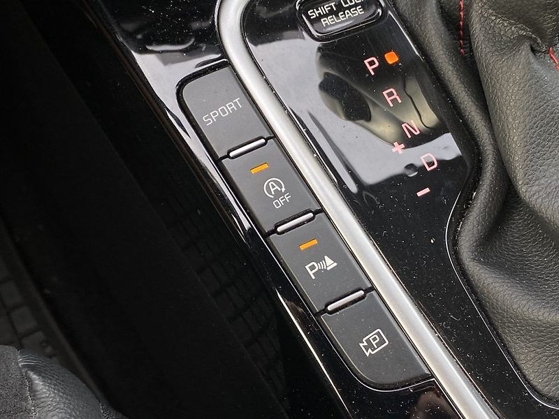Kia ProCeed 1.6TGDi, ČR, automat, záruka - fotka 27 z 35