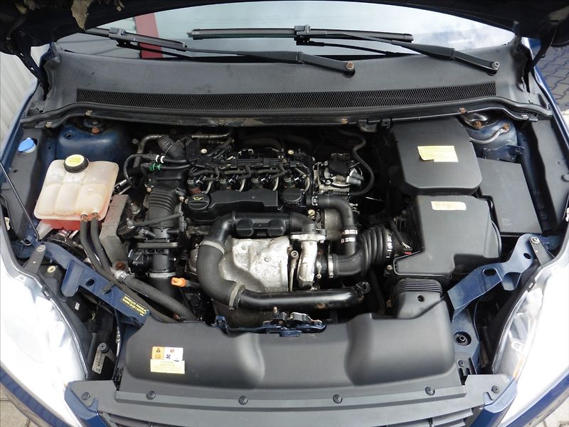 Ford Focus 1,6 TDCi Tournier - fotka 12 z 18