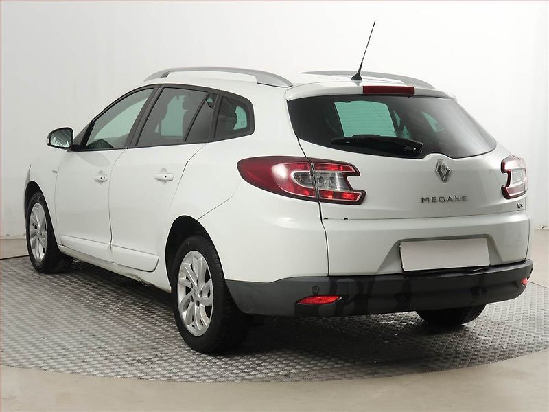 Renault Mégane (2016) 1.2 TCe, po STK, slušný stav - fotka 4 z 18