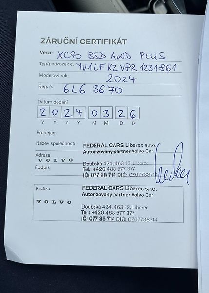 Volvo XC90 B5 (nafta) AWD PLUS BRIGHT *7M - fotka 41 z 42