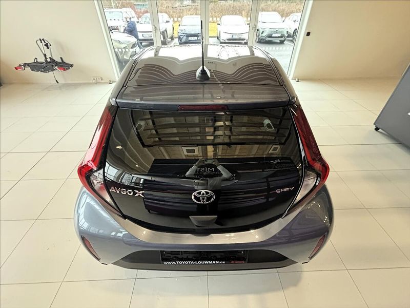 Toyota Aygo 1,5   X Comfort 2026 - fotka 6 z 8