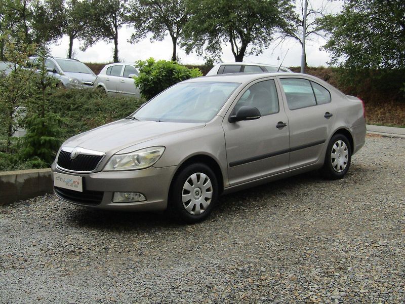 Škoda Octavia (2009) 1.6 MPI 75kW 1.MAJITEL - fotka 1 z 35