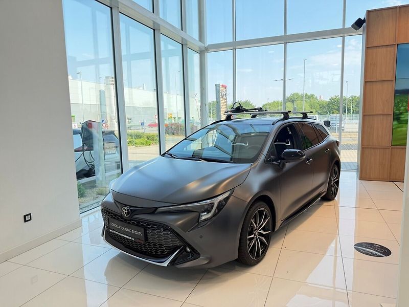 Toyota Corolla 2.0L HEV 178 - 4x2 TS GR SPORT - fotografie inzerátu