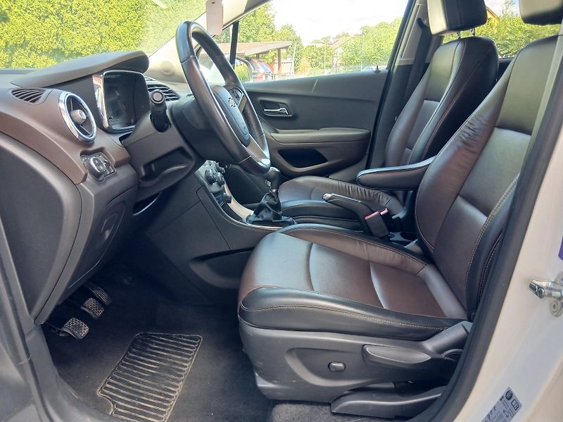 Chevrolet Trax 1.7 D AWD - fotka 10 z 33