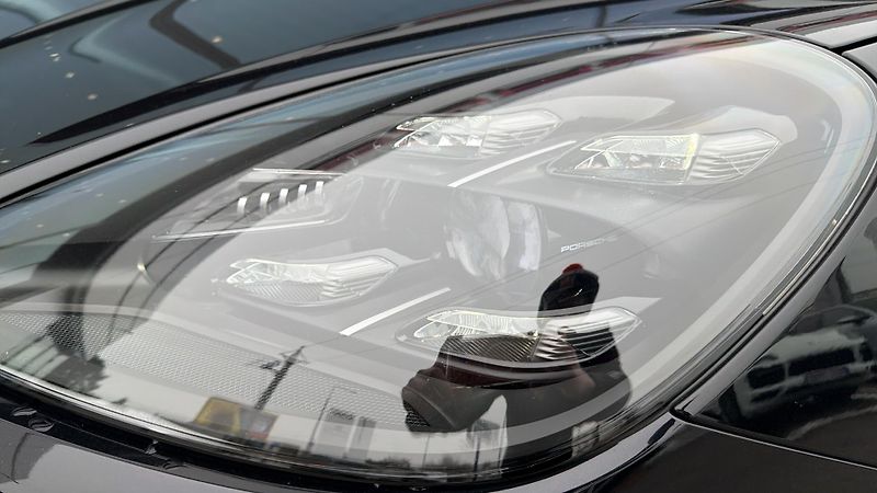 Porsche Cayenne S - fotka 13 z 29