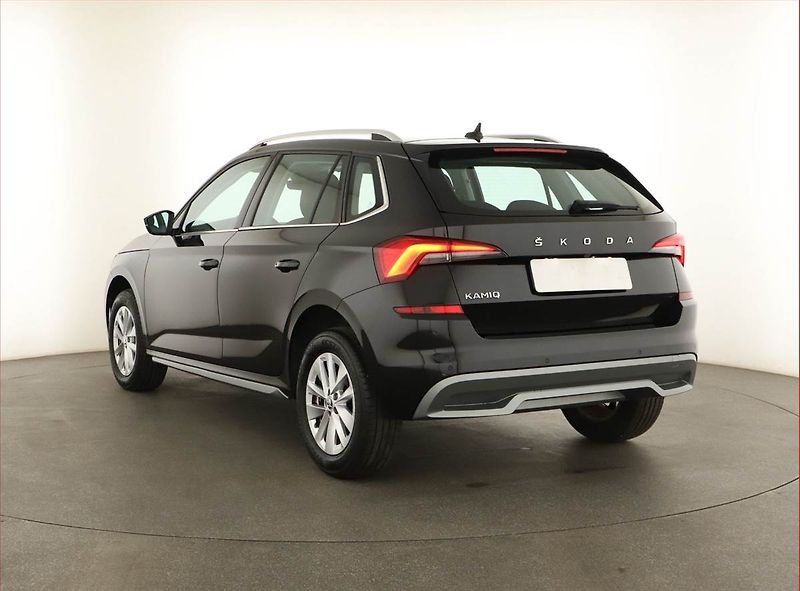 Škoda Kamiq (2023) Style 1.0 TSI - fotka 4 z 15