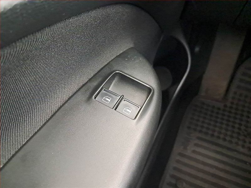 Škoda Octavia (2010) 1.2 TSI, ČR,1.maj, Serv.kniha - fotka 14 z 14