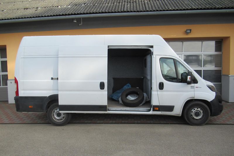Fiat Ducato MAXI 2.3 JTD KLIMA TAŽNÉ - fotka 4 z 22