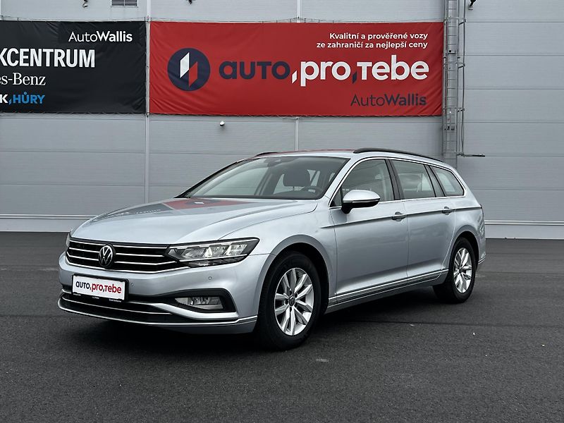 Volkswagen Passat 2.0TDI DSG 110kW 1.Maj DPH TZ - fotka 1 z 23