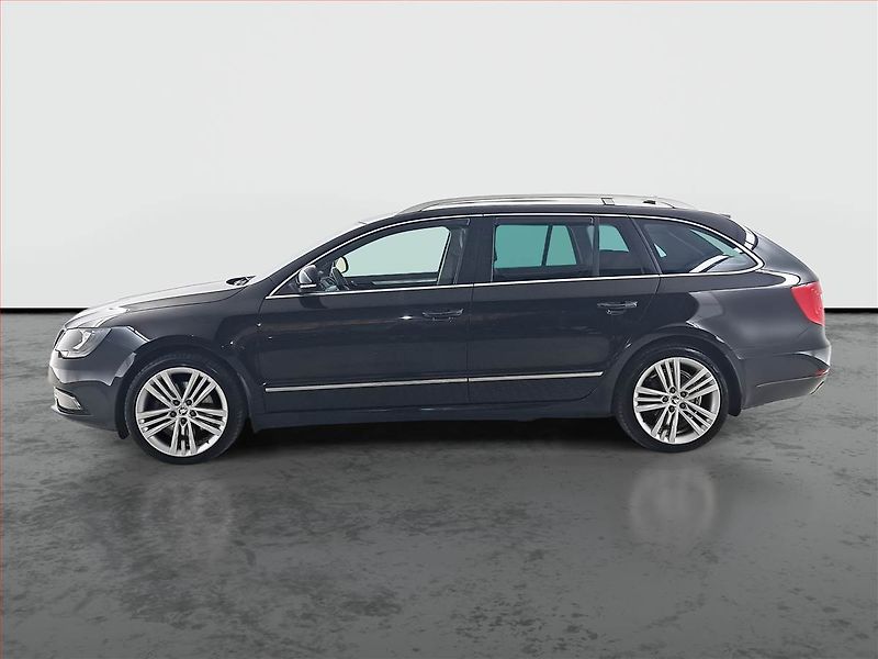 Škoda Superb (2014) 2.0 TDI, 4X4, Automat, Kůže - fotka 3 z 24