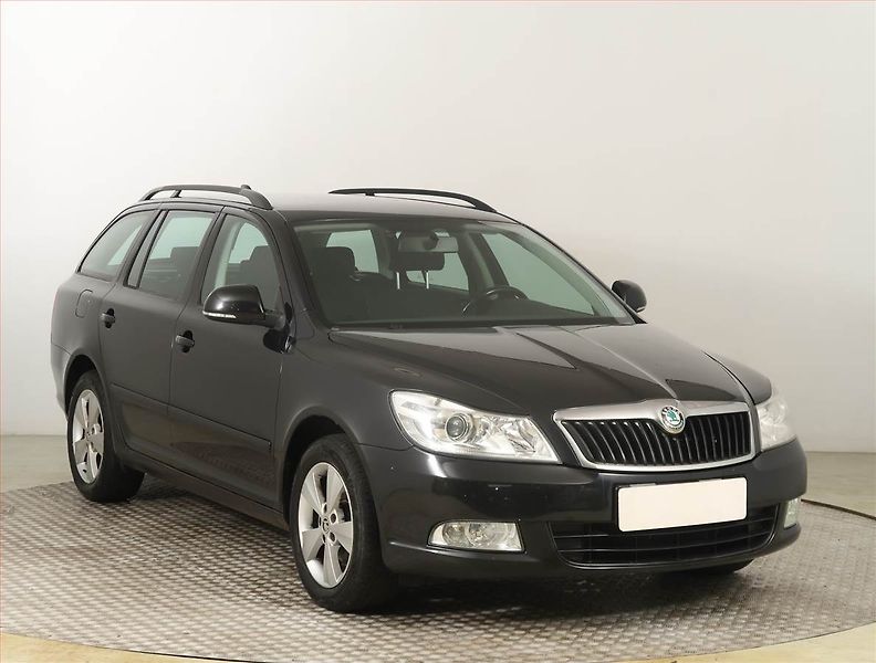 Škoda Octavia (2012) 1.6 TDI, Tempomat - fotografie inzerátu