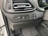 Hyundai i30 (2023) 1.5 T-GDi 48V, 1.maj,ČR - náhled 14