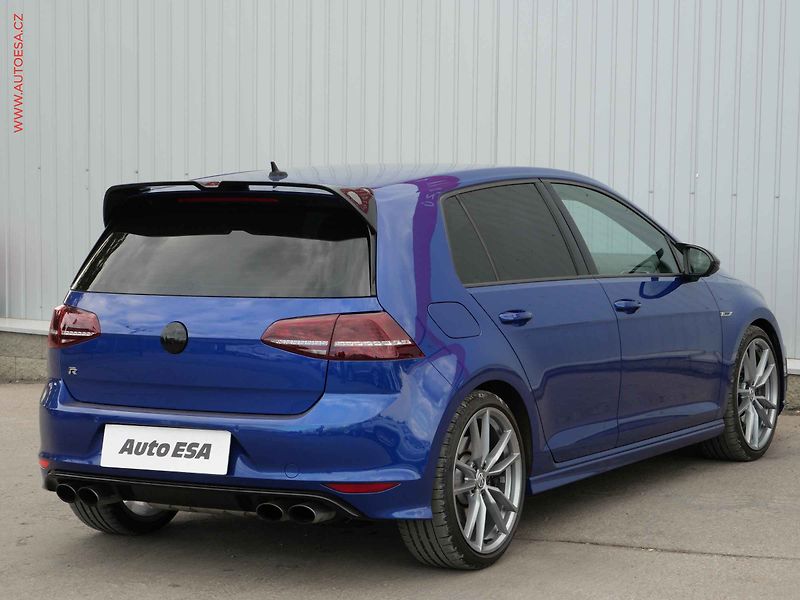 Volkswagen Golf (2014) 2.0TSi 4x4, R, DSG, LED, navi - fotka 4 z 28