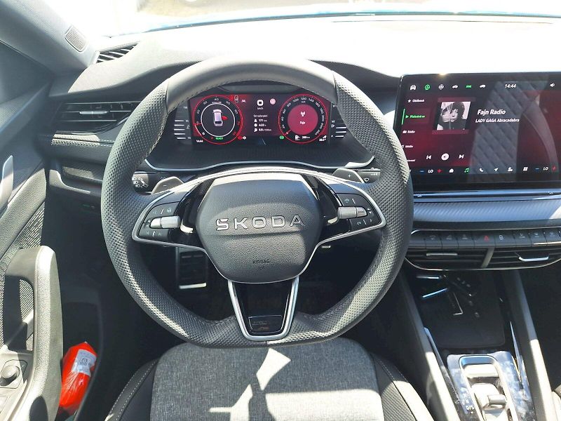 Škoda Octavia (2025) COMBI / 1.5 TSI M-HEV / 110 kW - fotka 5 z 30