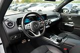 Mercedes-Benz GLB 250i 4Matic/AMG/AT/225 PS/Led - náhled 27