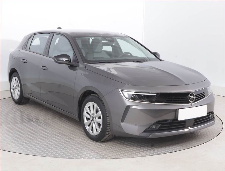 Opel Astra (2023) Edition 1.2 Turbo, Navi - fotografie inzerátu