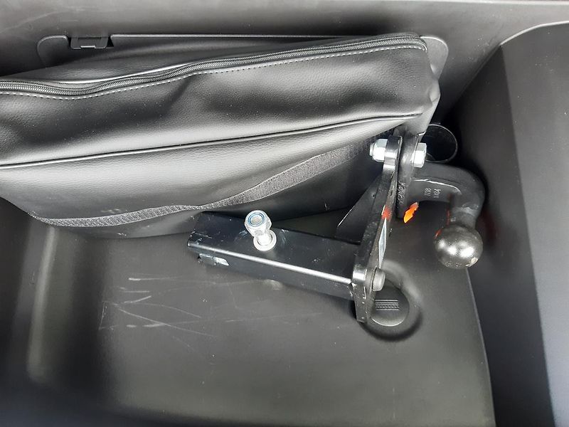 Dodge Durango (2026) 5,7 V8 HEMI  R/T 4x4 - fotka 19 z 48