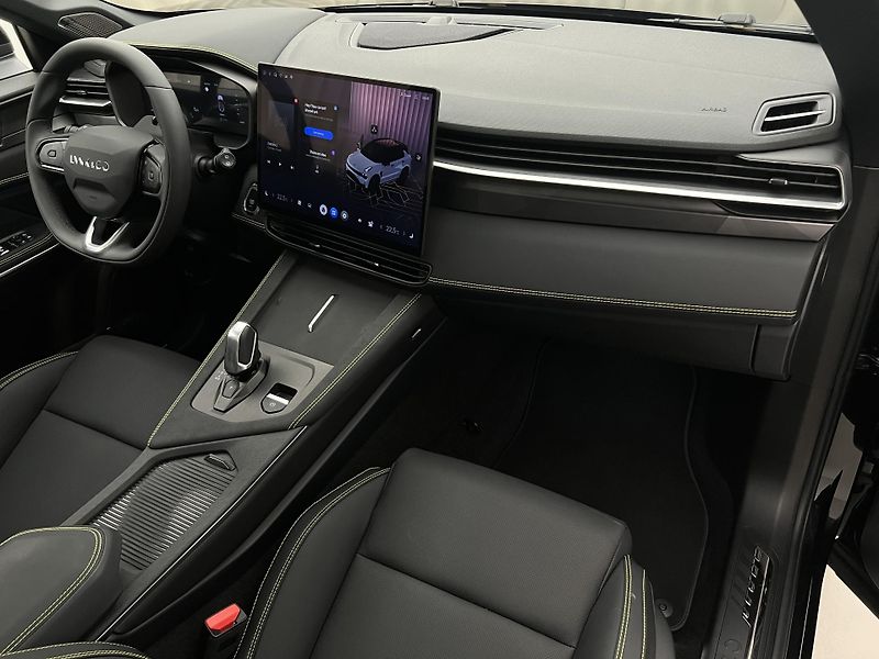 Lynk & Co 01 MORE PHEV AUT CZ 1.maj - fotka 21 z 52