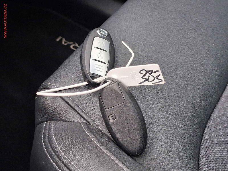 Nissan Qashqai (2019) 1.3DiG-T, N-Connecta, AT - fotka 21 z 21