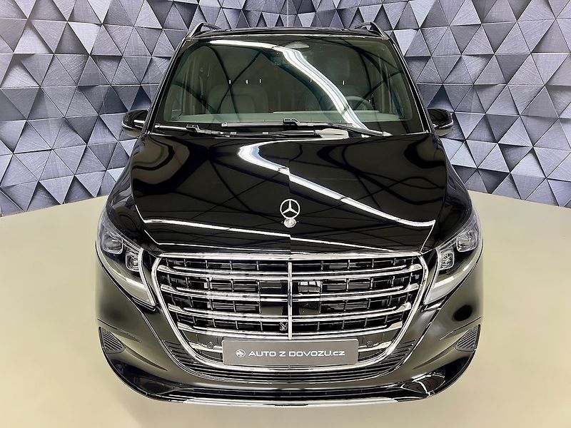 Mercedes-Benz Třídy V 300d 4M EXCLUSIVE XL, AIRMATIC - fotka 2 z 34