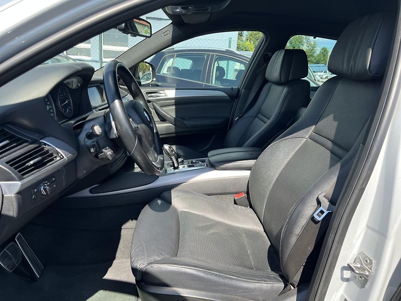 BMW X6 M50D xDrive 280kw KOUPENO V ČR - fotka 9 z 47