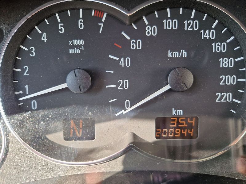 Opel Meriva 1.6 16V Automat - fotka 12 z 28