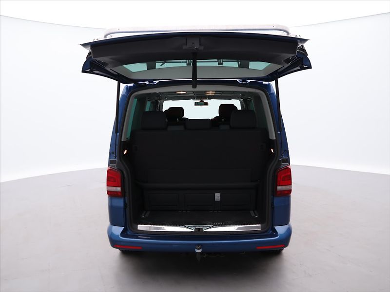 Volkswagen Multivan 2,0 TDI 103kW Highline Tažné - fotka 9 z 34