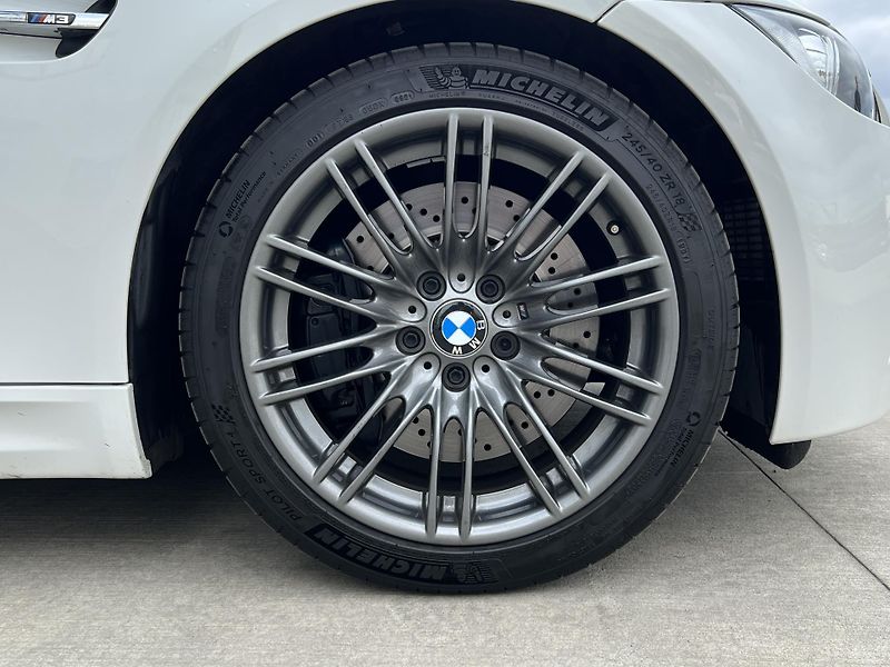 BMW M3 Perfektní Stav - fotka 21 z 21